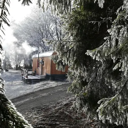 Holiday home Benno Der Wagen - Kreativ Gestaltetes Tiny House Am Waldrand Nahezu Alleinlage Rennsteig Gruenes Band Pur Hund Willkommen